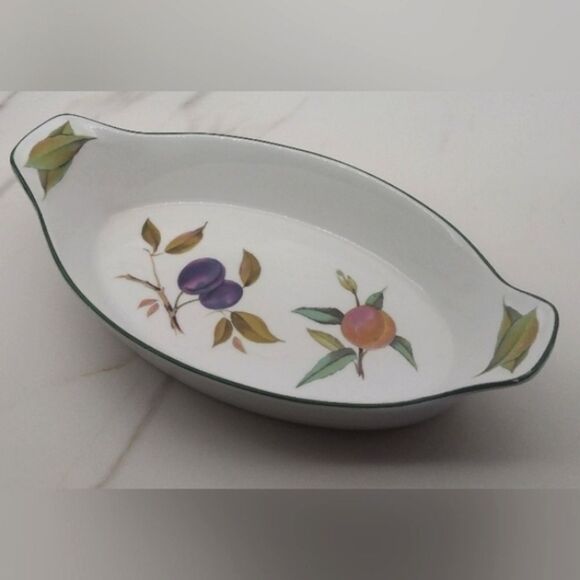 Royal Worcester England Evesham Vale Porcelain Oval Platter w/ Fruit Design - Picture 8 of 16